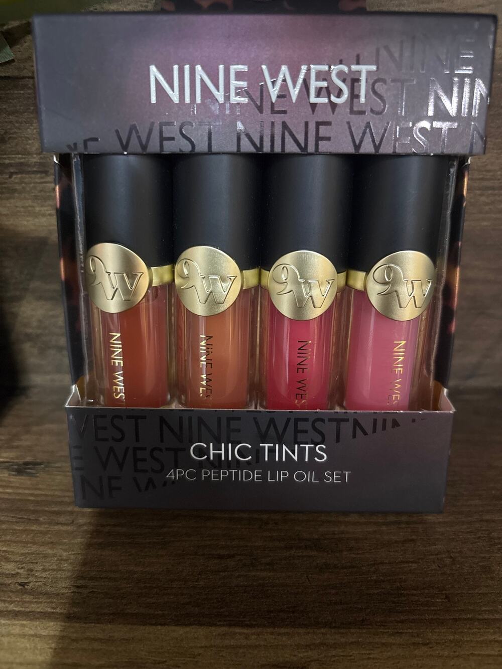 Nine West Chic Tints 4pc Peptide Lip Oil Set